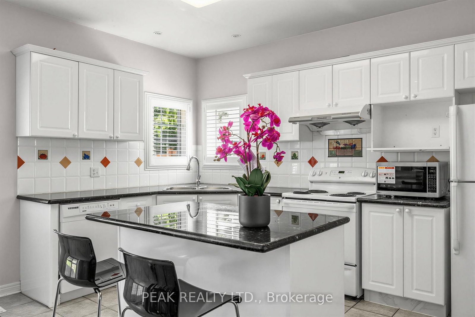 66 Hollylane Drive • Markham, ON photo 11