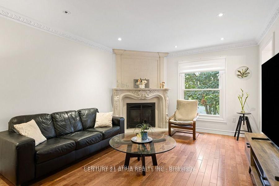 33 Autumn Way • Aurora, ON photo 19