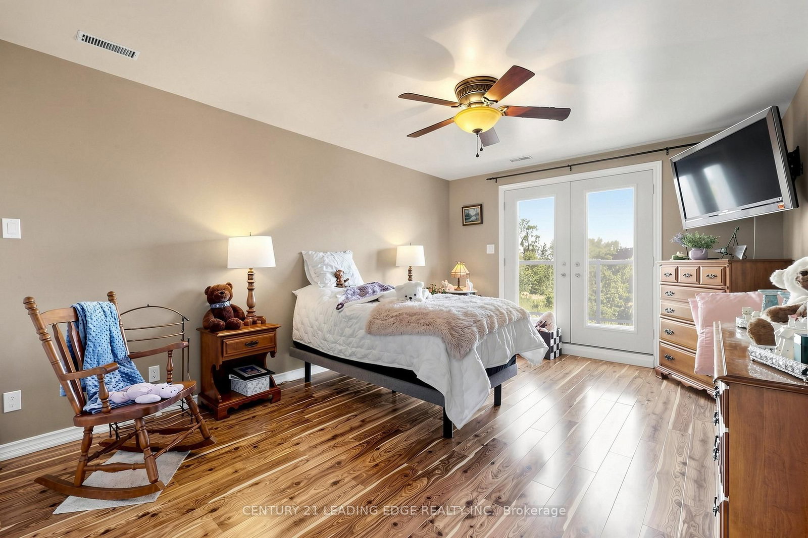 27 Robert Street • Georgina, ON photo 30