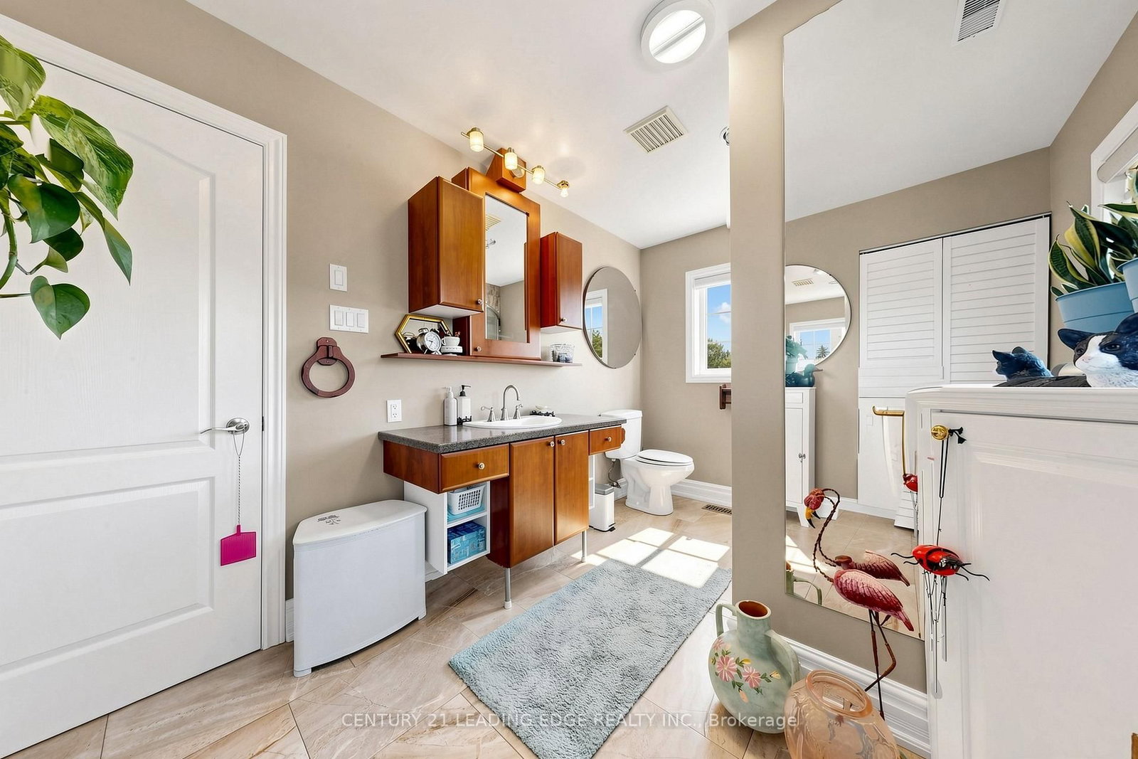 27 Robert Street • Georgina, ON photo 37