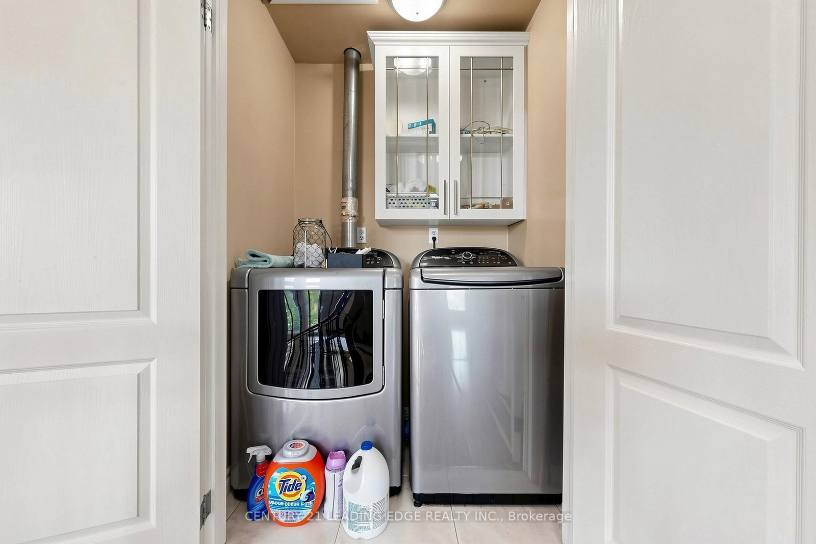27 Robert Street • Georgina, ON photo 40