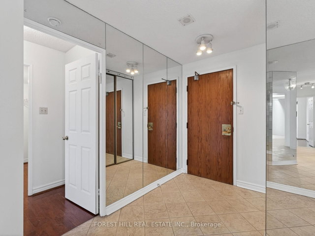 203 - 343 Clark Avenue W