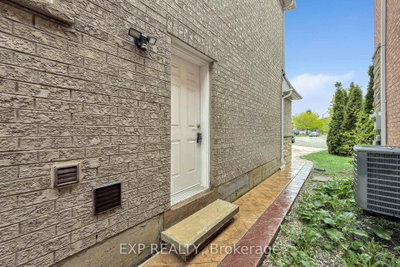 Unit Lower — 50 Walford Road — photo 3