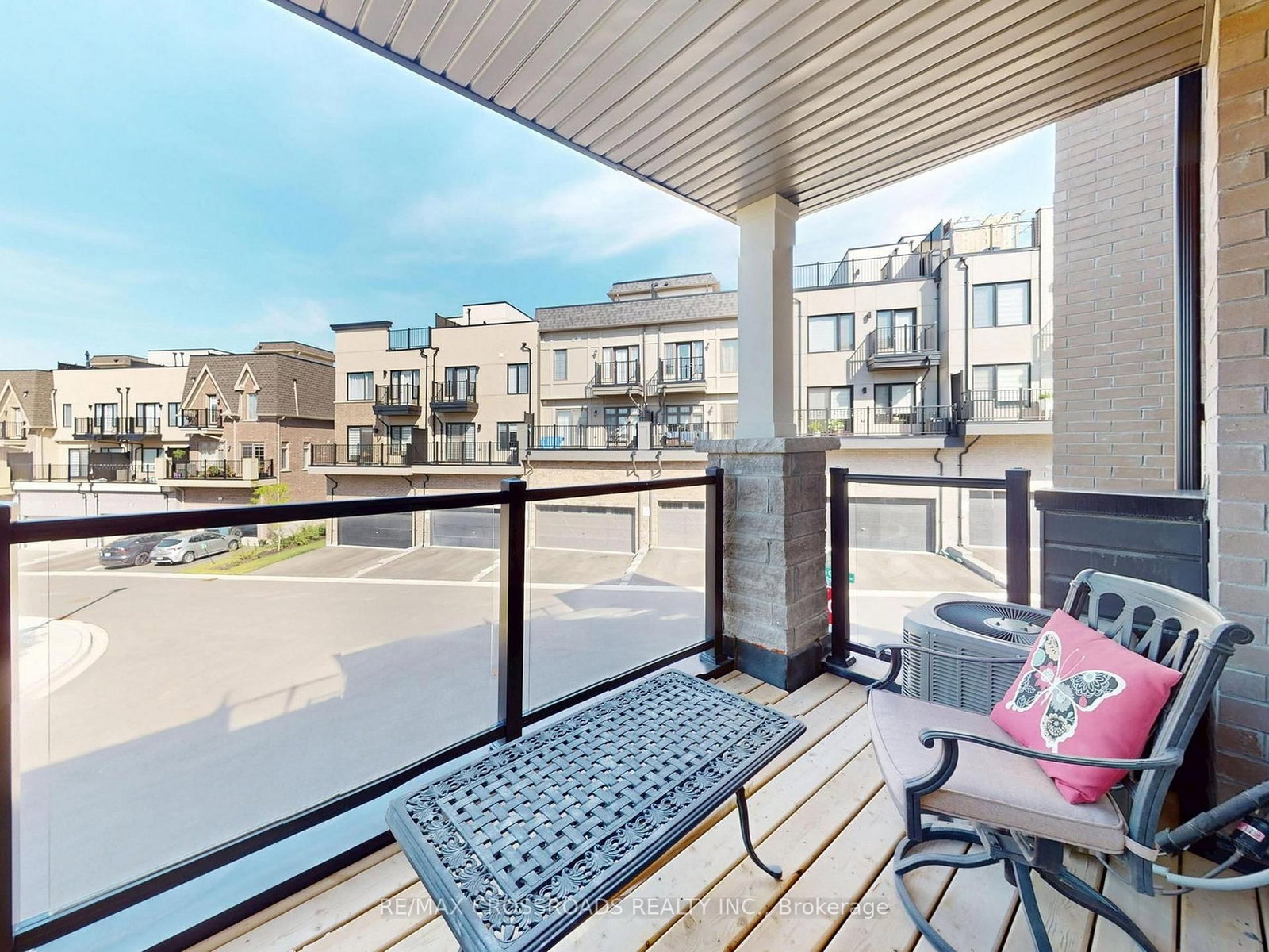 9 Oscar Steeper Lane • Markham, ON photo 12