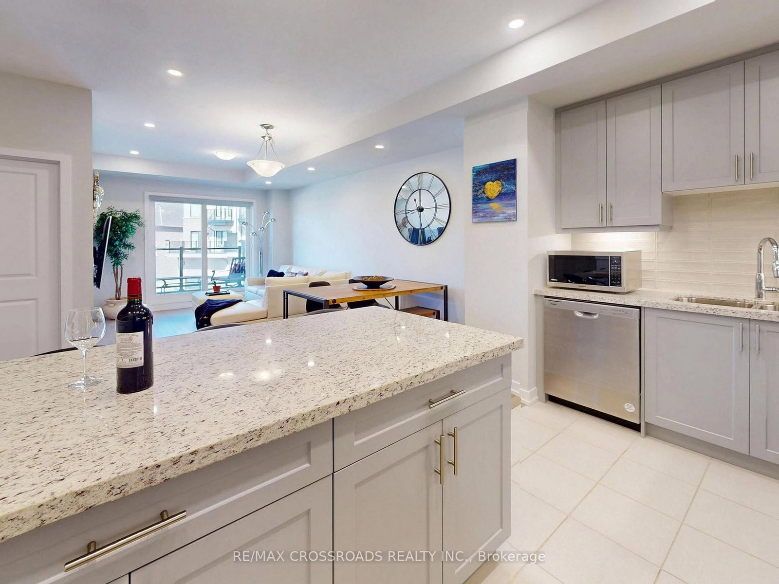 9 Oscar Steeper Lane • Markham, ON photo 5