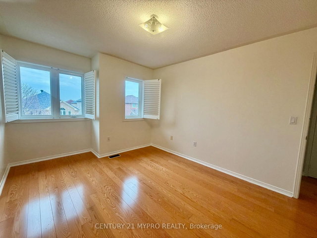 116 Orchard Hill (2nd Floor) Boulevard