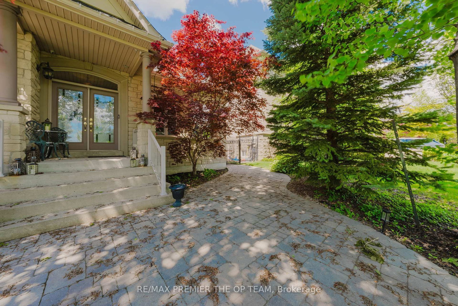 56 Park Ridge Drive • Vaughan, ON photo 6