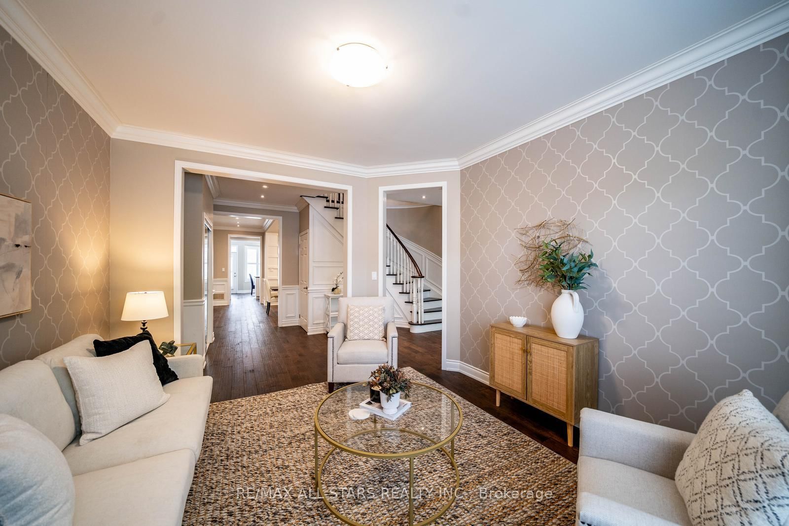 29 Little Rouge Circle • Whitchurch-Stouffville, ON photo 8