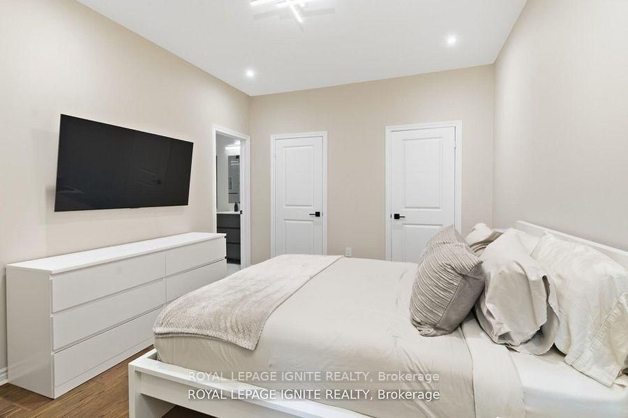 255 Moody Drive • Vaughan, ON photo 19
