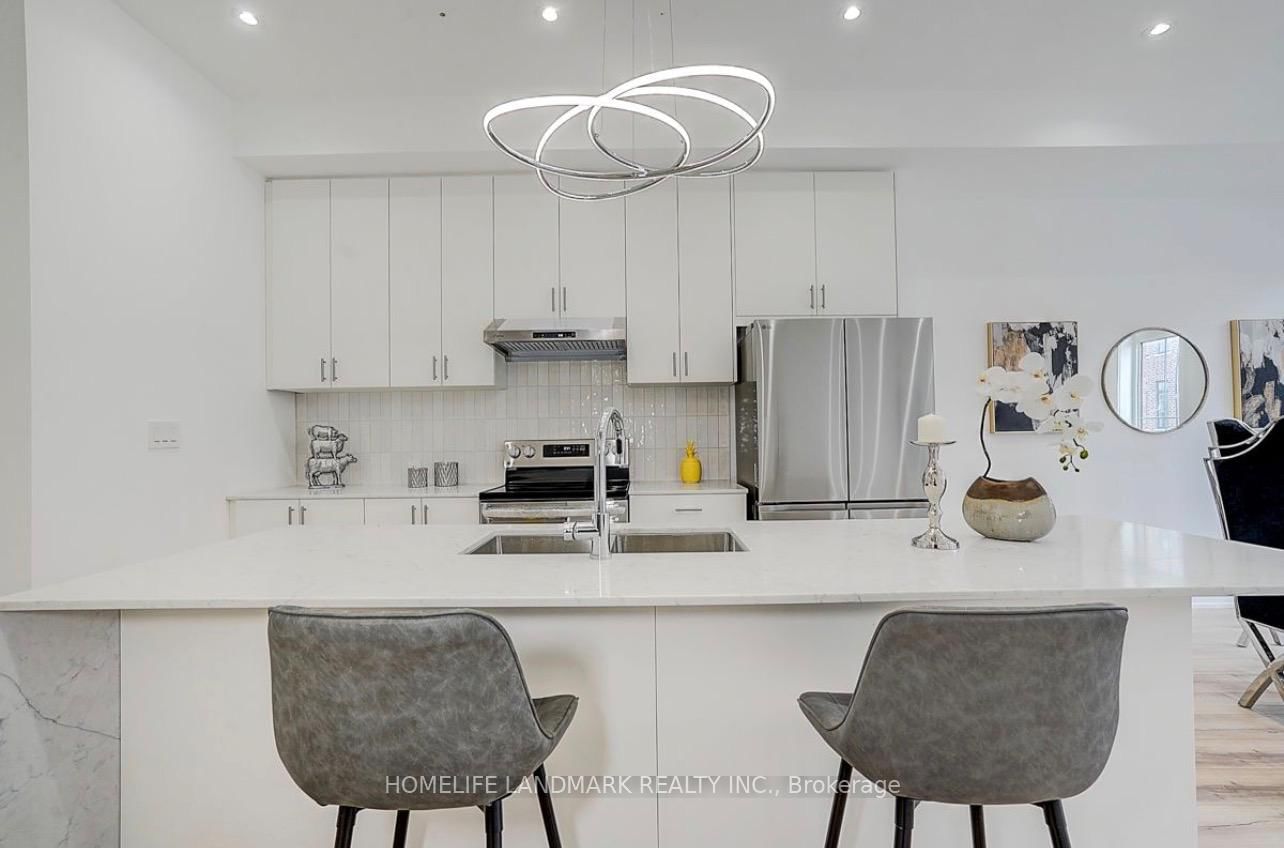 29 Chestnut Court • Aurora, ON photo 21