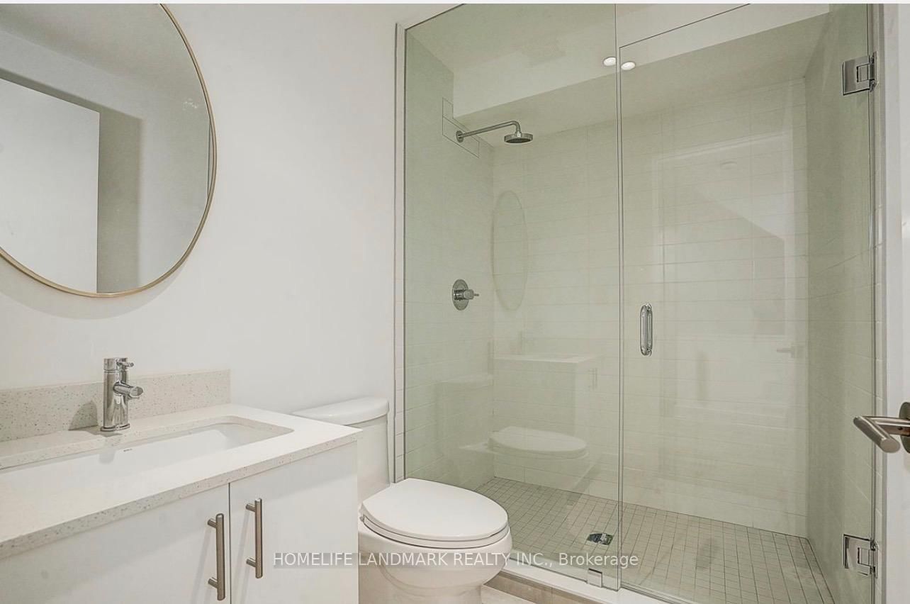 29 Chestnut Court • Aurora, ON photo 9