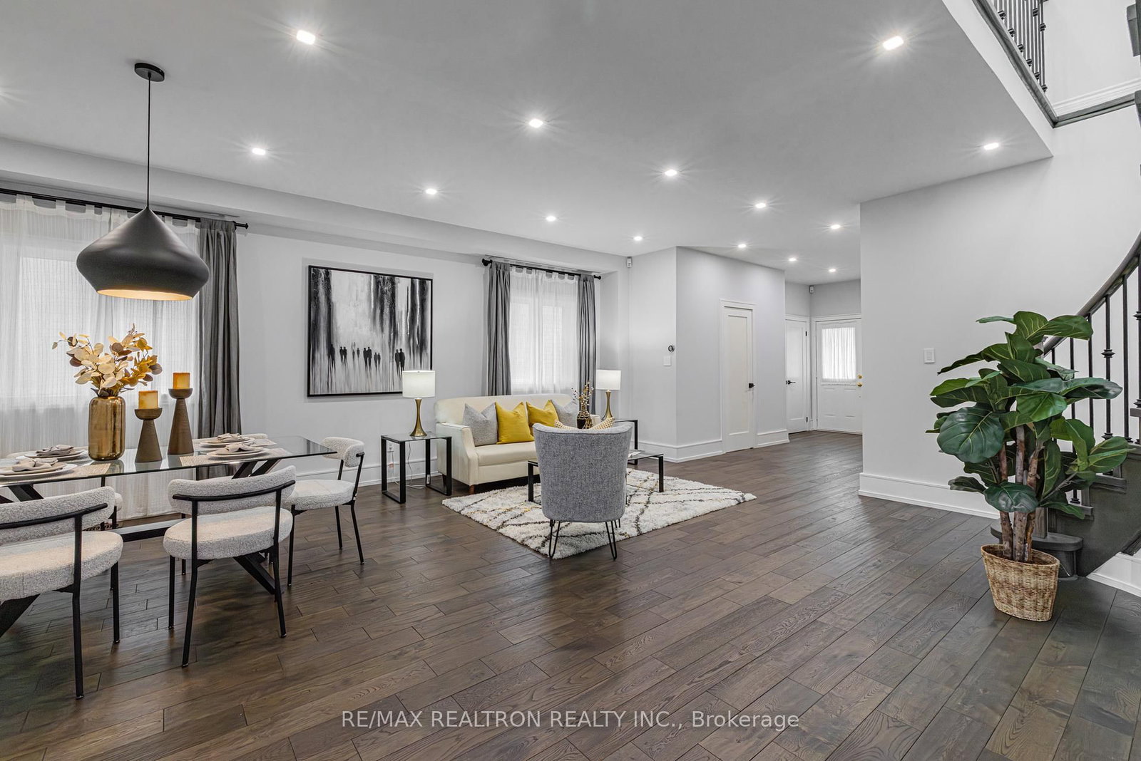 143 Shelbourne Drive • Vaughan, ON photo 10
