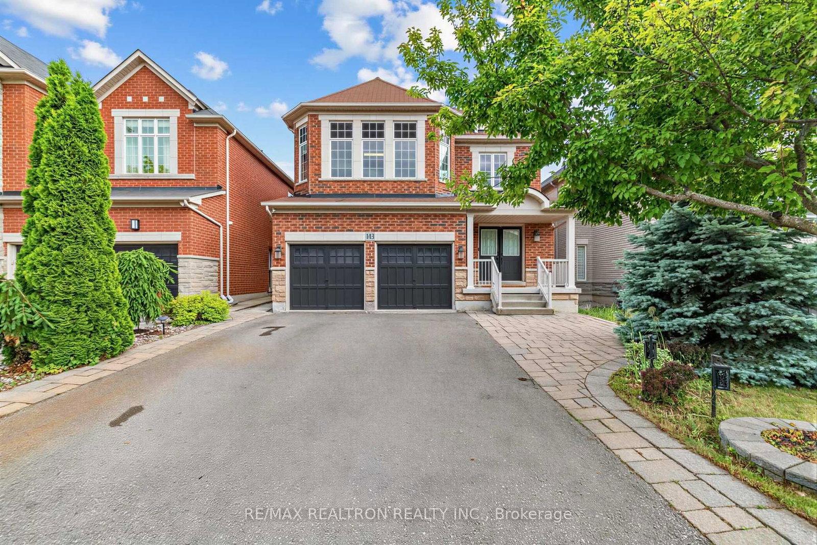 143 Shelbourne Drive • Vaughan, ON photo 2