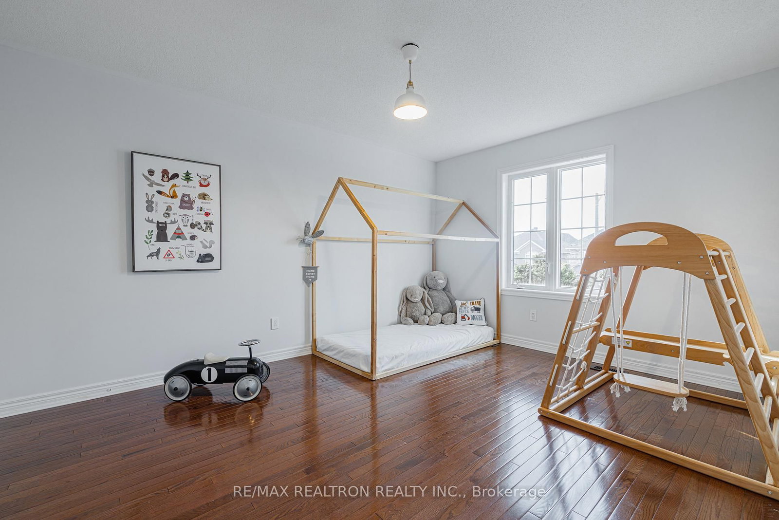 143 Shelbourne Drive • Vaughan, ON photo 29