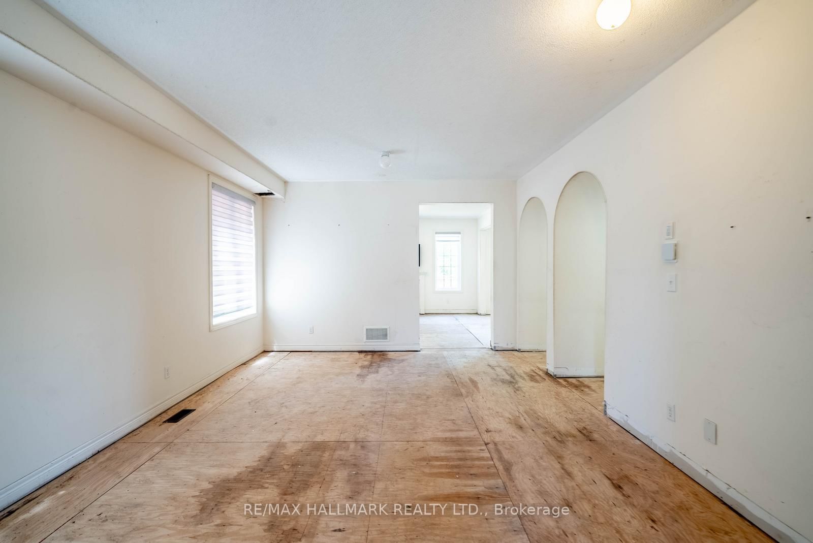 244 Greenwood Road • Whitchurch-Stouffville, ON photo 11