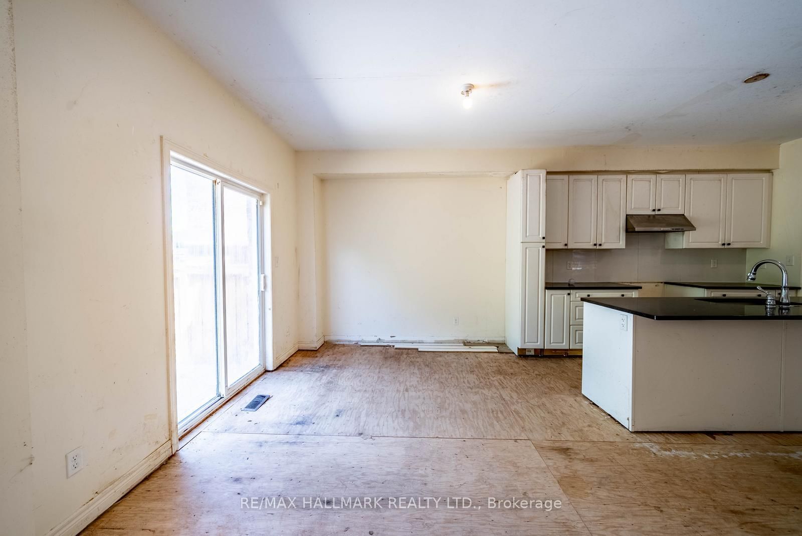 244 Greenwood Road • Whitchurch-Stouffville, ON photo 16