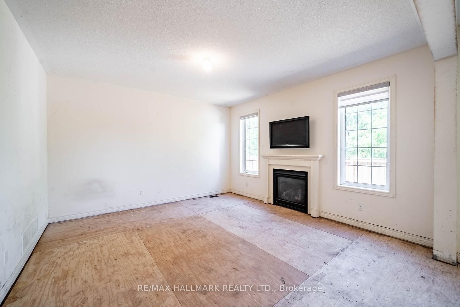 244 Greenwood Road • Whitchurch-Stouffville, ON photo 17