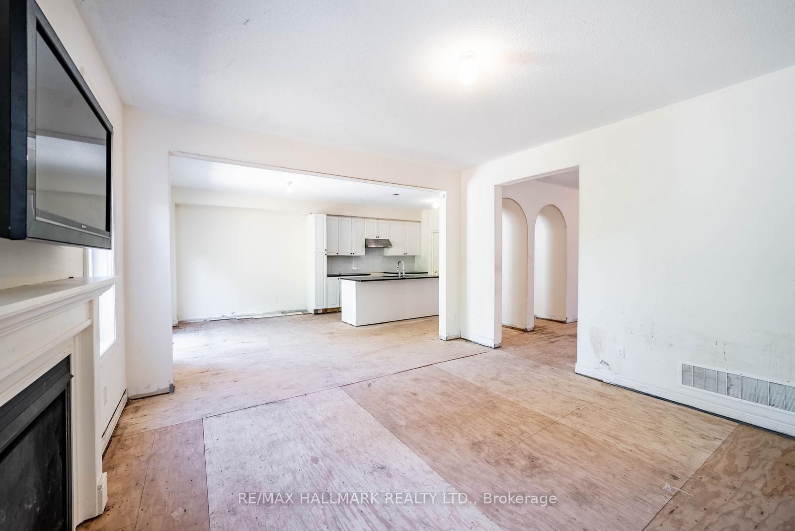 244 Greenwood Road • Whitchurch-Stouffville, ON photo 19