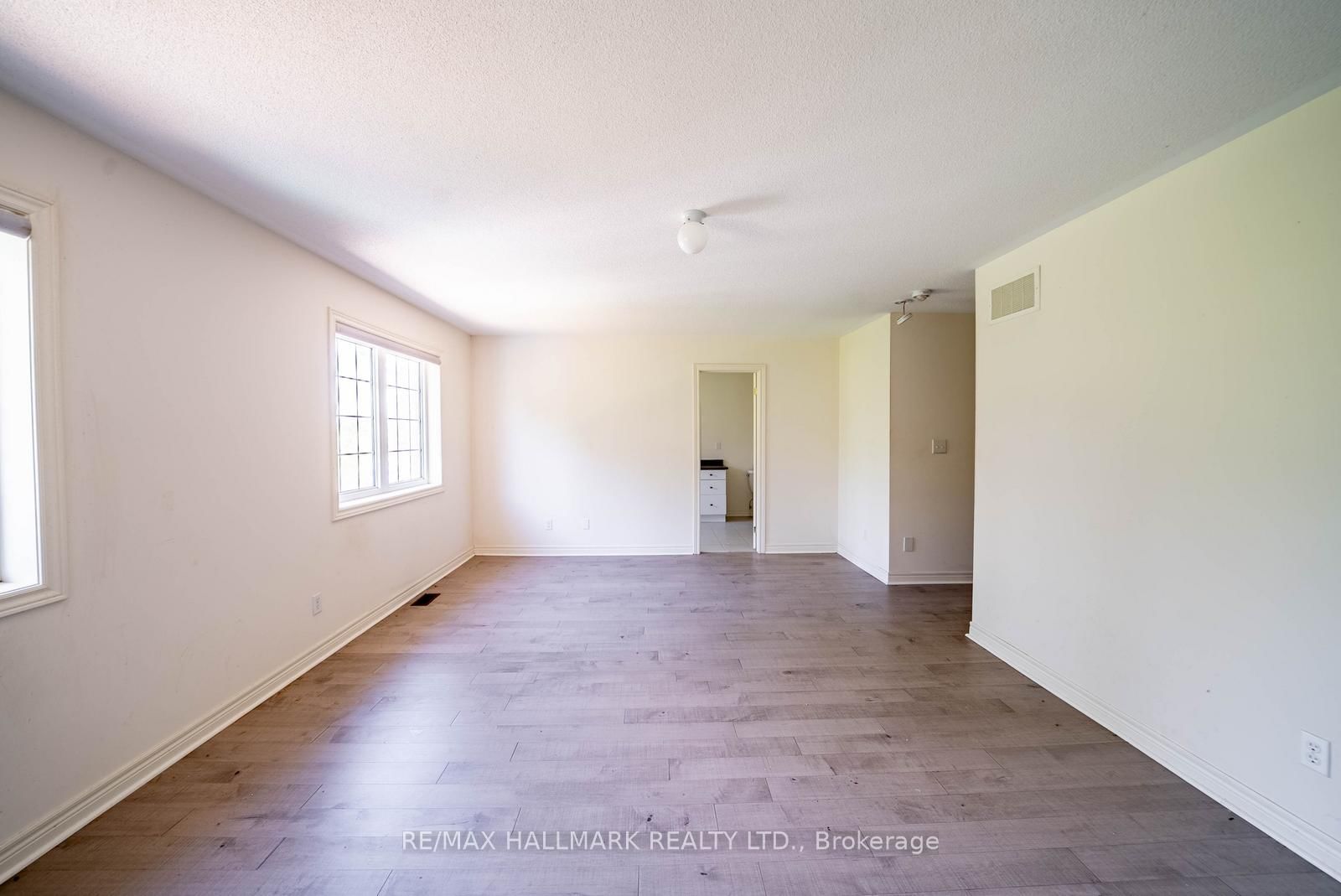 244 Greenwood Road • Whitchurch-Stouffville, ON photo 30
