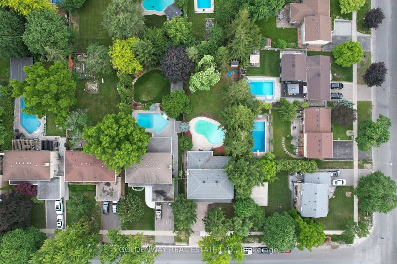3 Sir Lancelot Drive