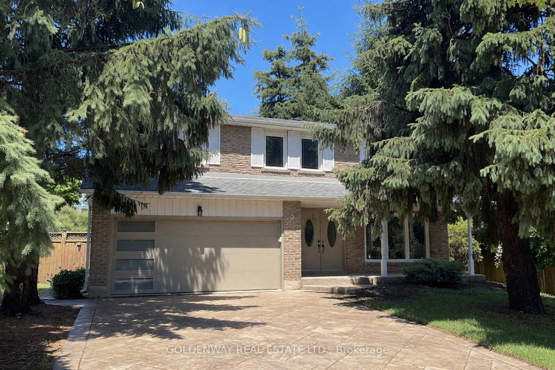 3 Sir Lancelot Drive