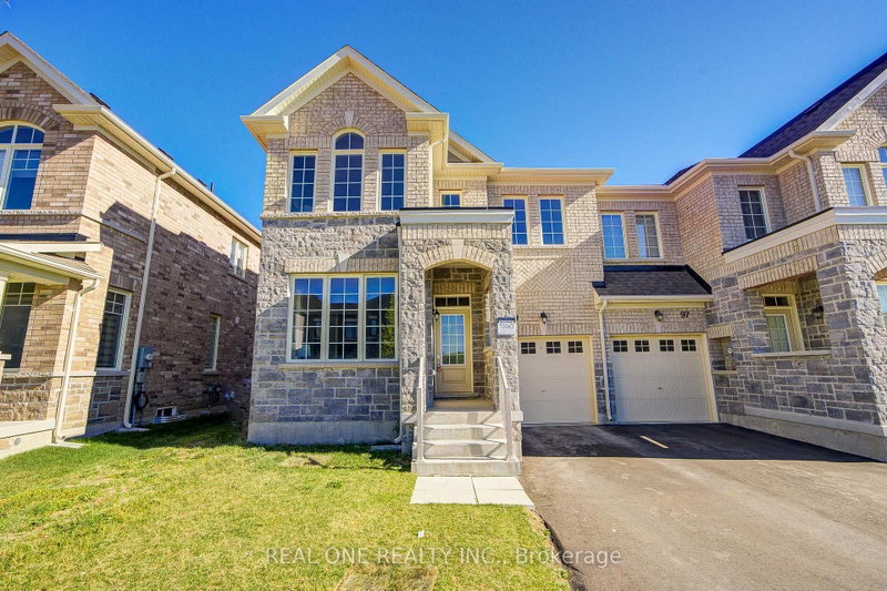 99 Kenneth Rogers Crescent