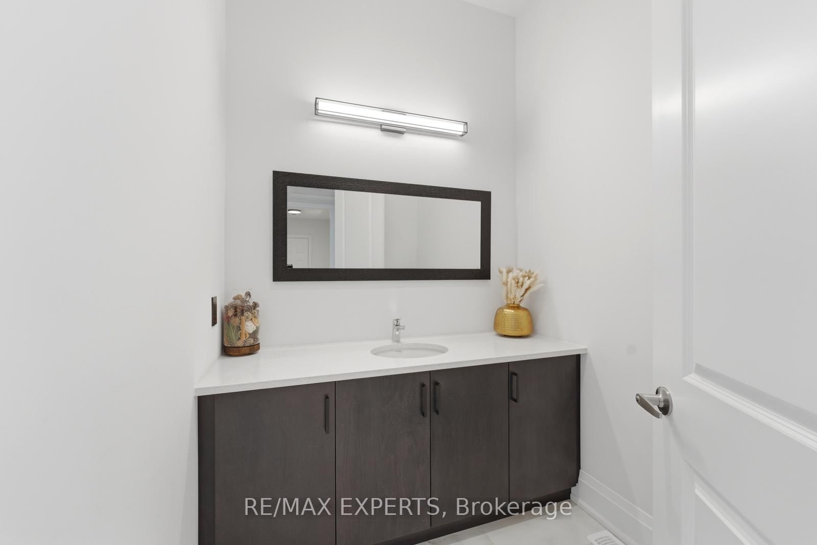 15 Sculpture Garden Lane • Vaughan, ON photo 24