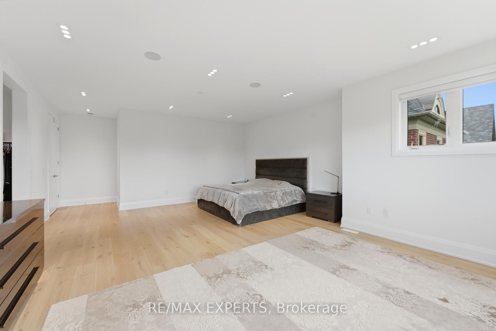 15 Sculpture Garden Lane • Vaughan, ON photo 28