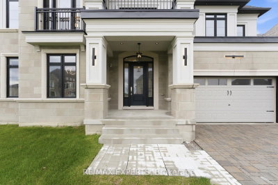 15 Sculpture Garden Lane • Vaughan, ON photo 7