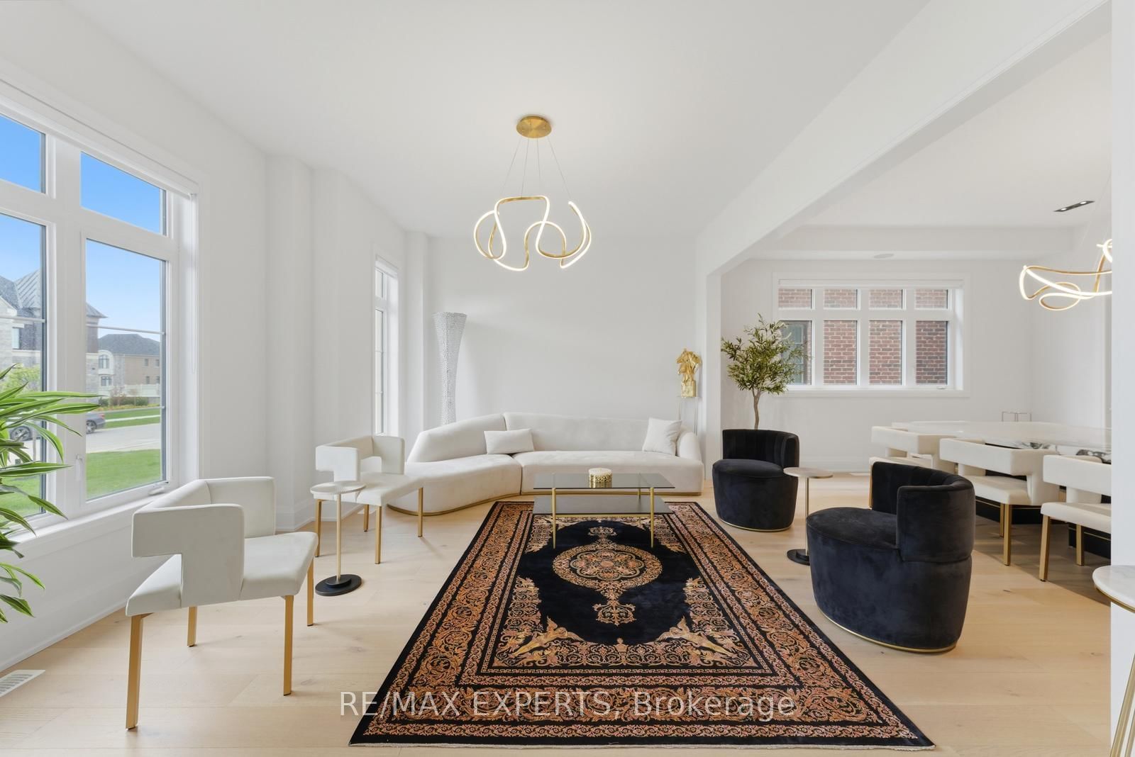15 Sculpture Garden Lane • Vaughan, ON photo 9