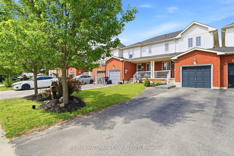 160 Stonemount Crescent