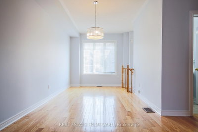 378 Cornell Rouge Boulevard — photo 6