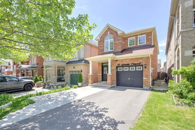 42 Laramie Crescent