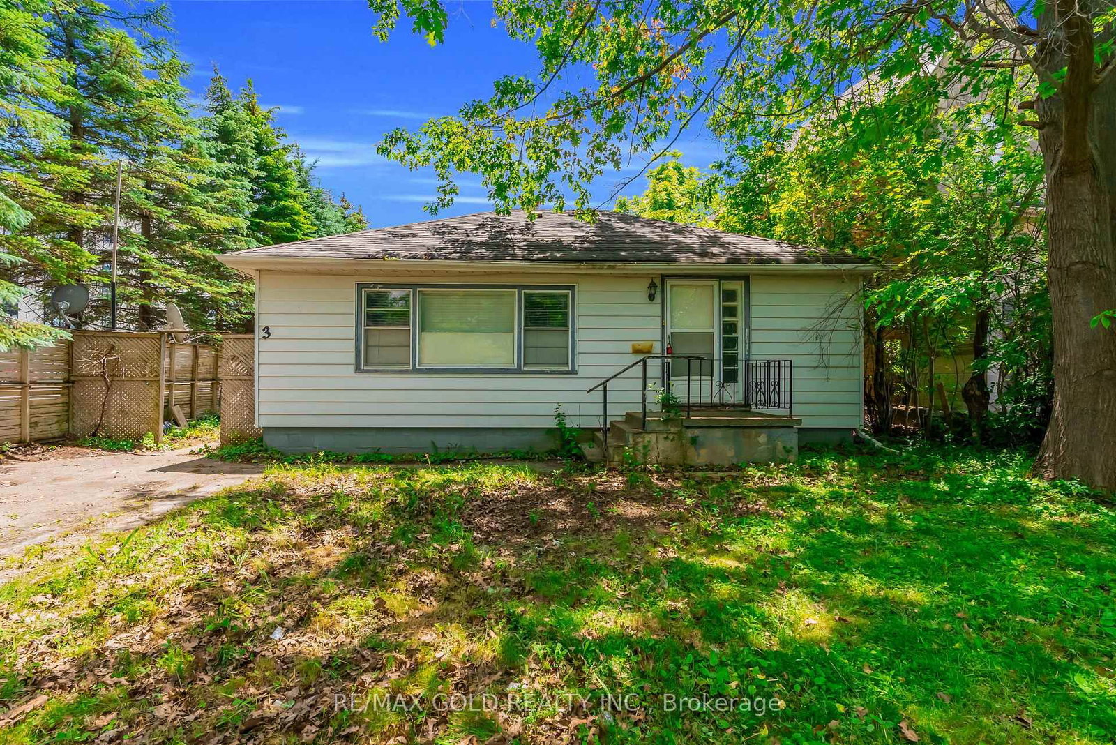 3 Aubrey Avenue • Richmond Hill, ON photo 11