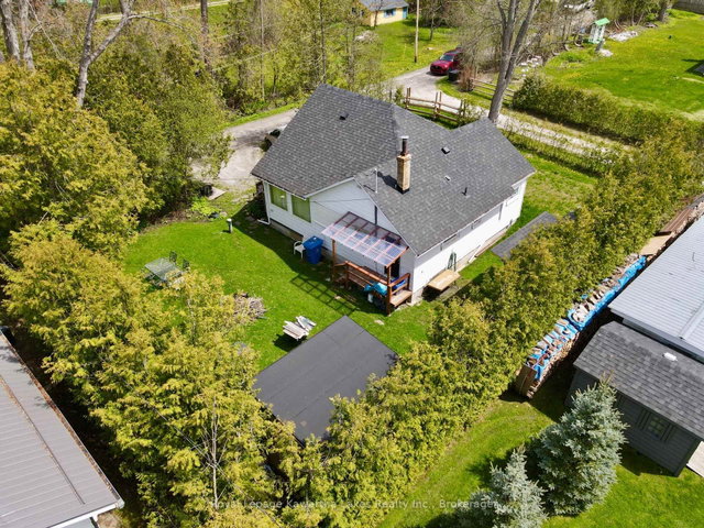 8 Sandy Cove Lane