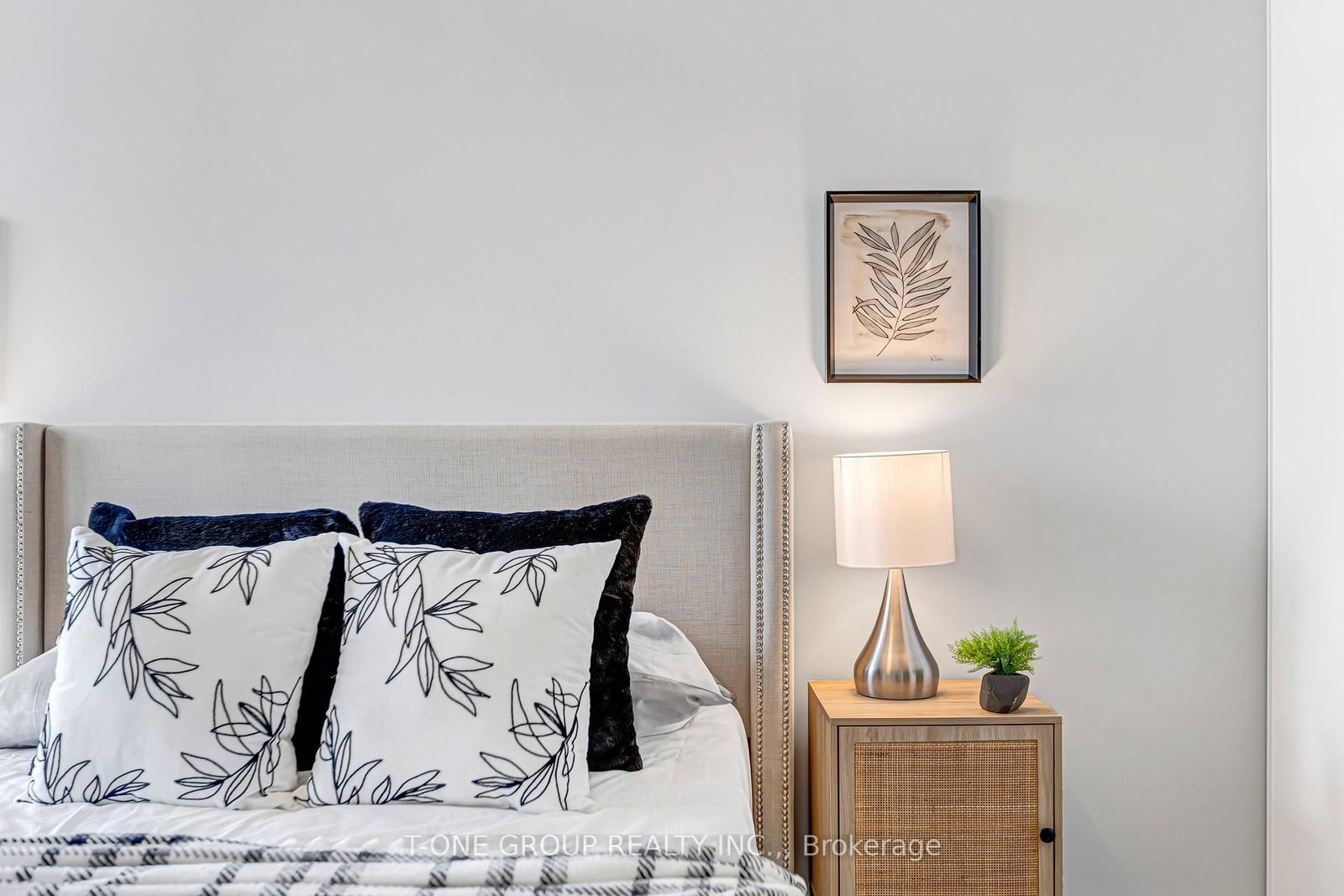 292 Verdale Crossing • #1007 • Markham, ON photo 14