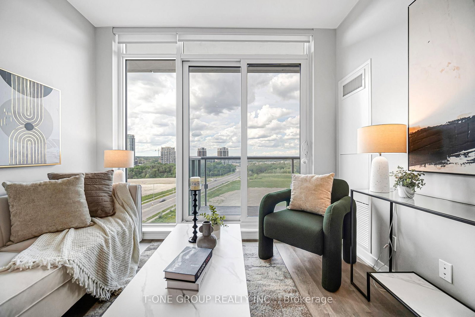 292 Verdale Crossing • #1007 • Markham, ON photo 17