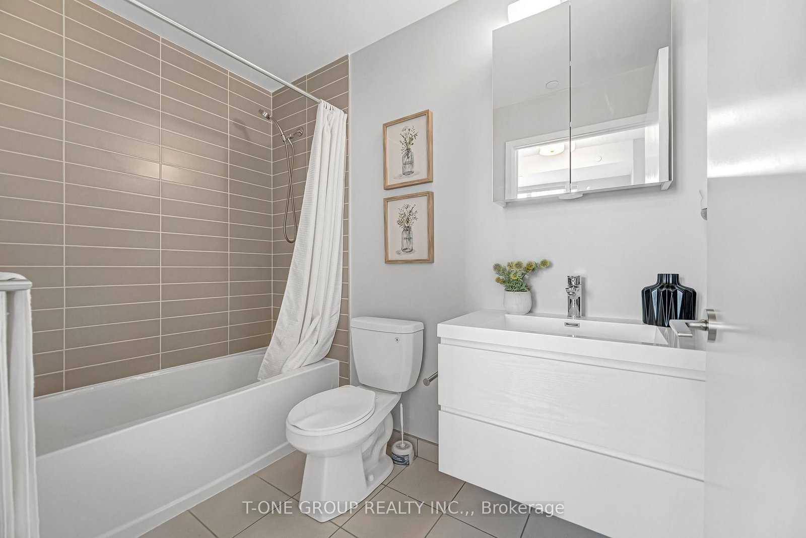 292 Verdale Crossing • #1007 • Markham, ON photo 22