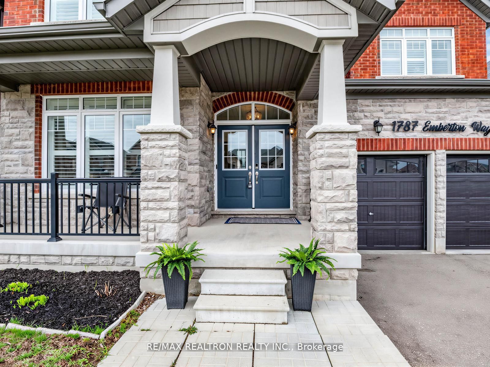 1787 Emberton Way • Innisfil, ON photo 4