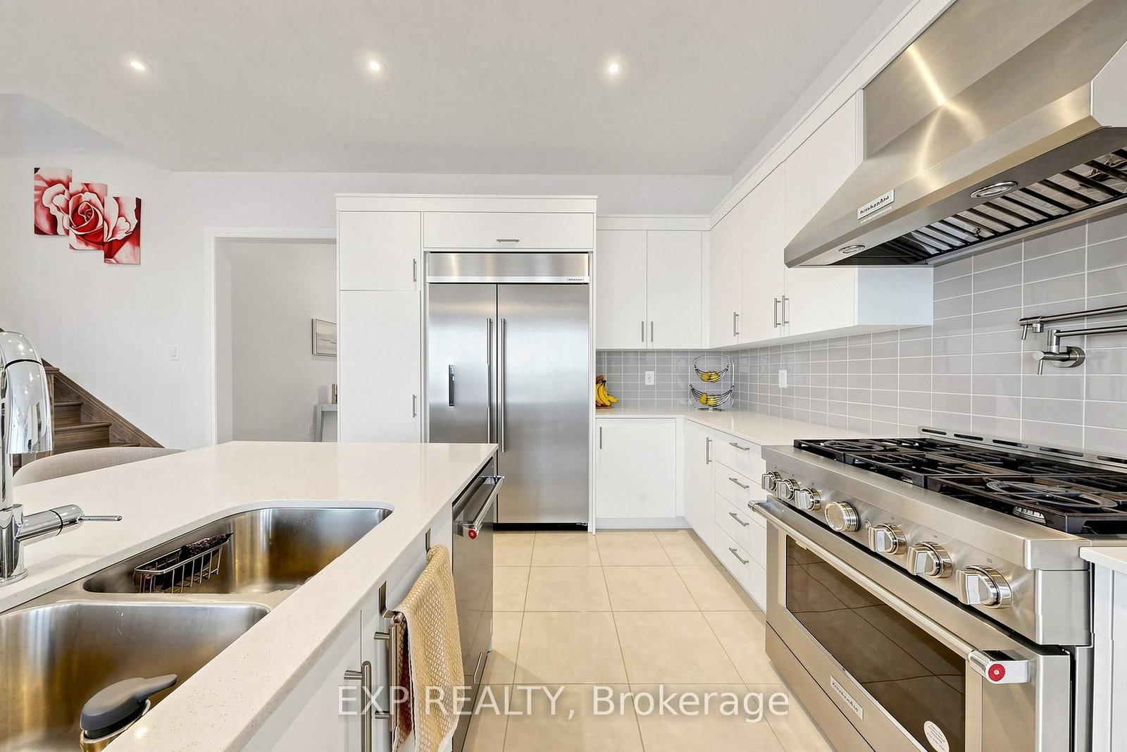 9 Backhouse Drive • Richmond Hill, ON photo 6