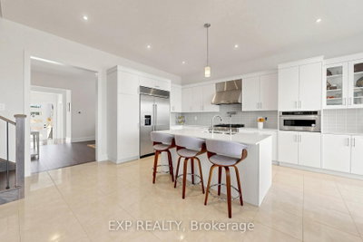 9 Backhouse Drive • Richmond Hill, ON photo 9