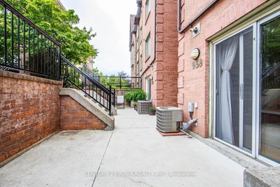 75 E Weldrick Road • #938 • Richmond Hill, ON photo 6
