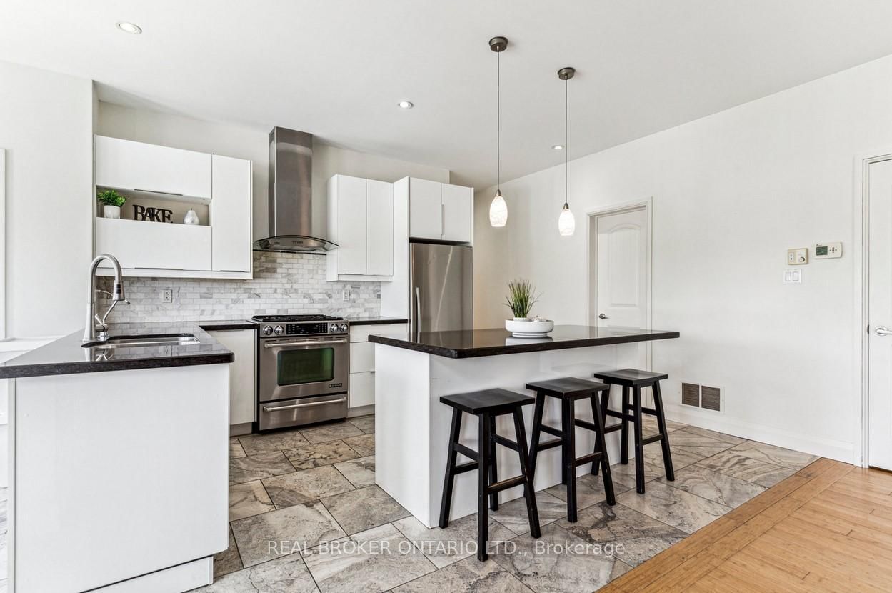 27 Bagshaw Crescent • Uxbridge, ON photo 12