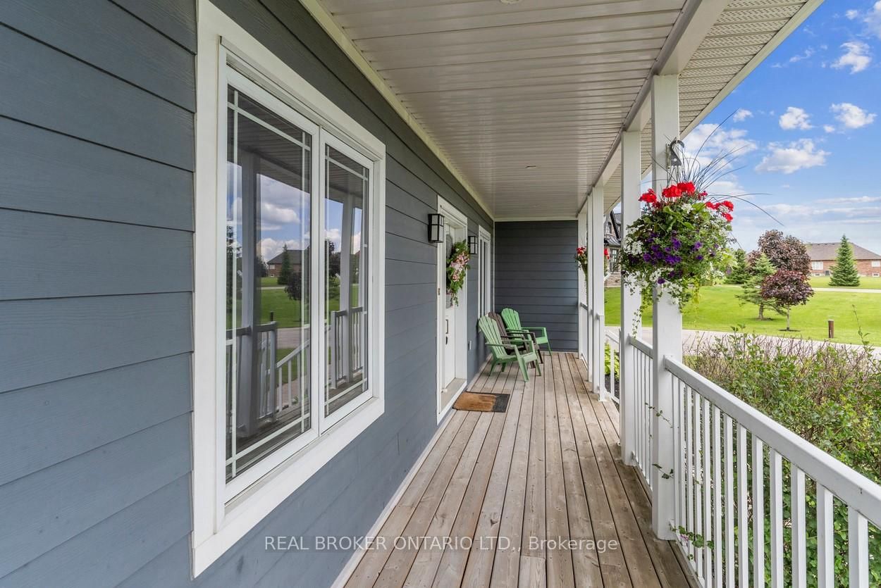 27 Bagshaw Crescent • Uxbridge, ON photo 4