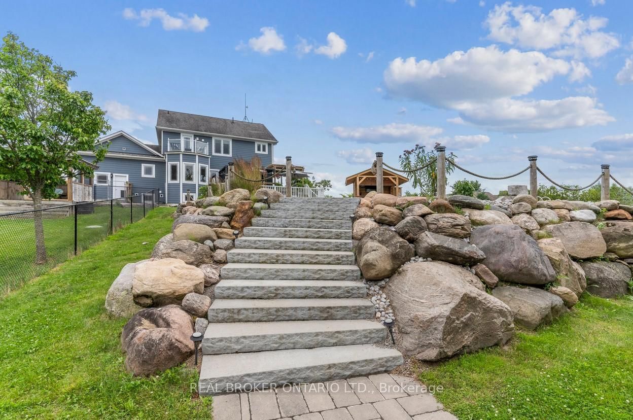 27 Bagshaw Crescent • Uxbridge, ON photo 43