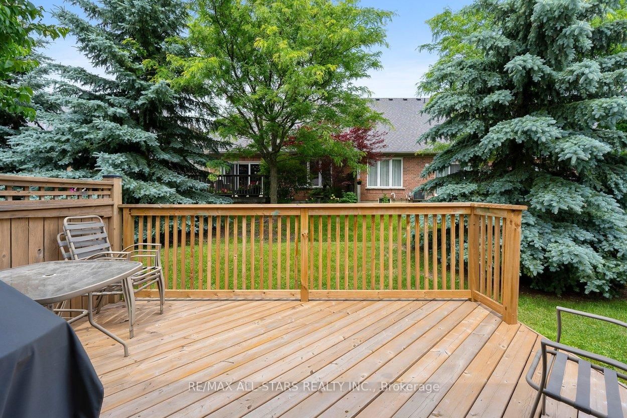 52 Oasis Way • Markham, ON photo 37