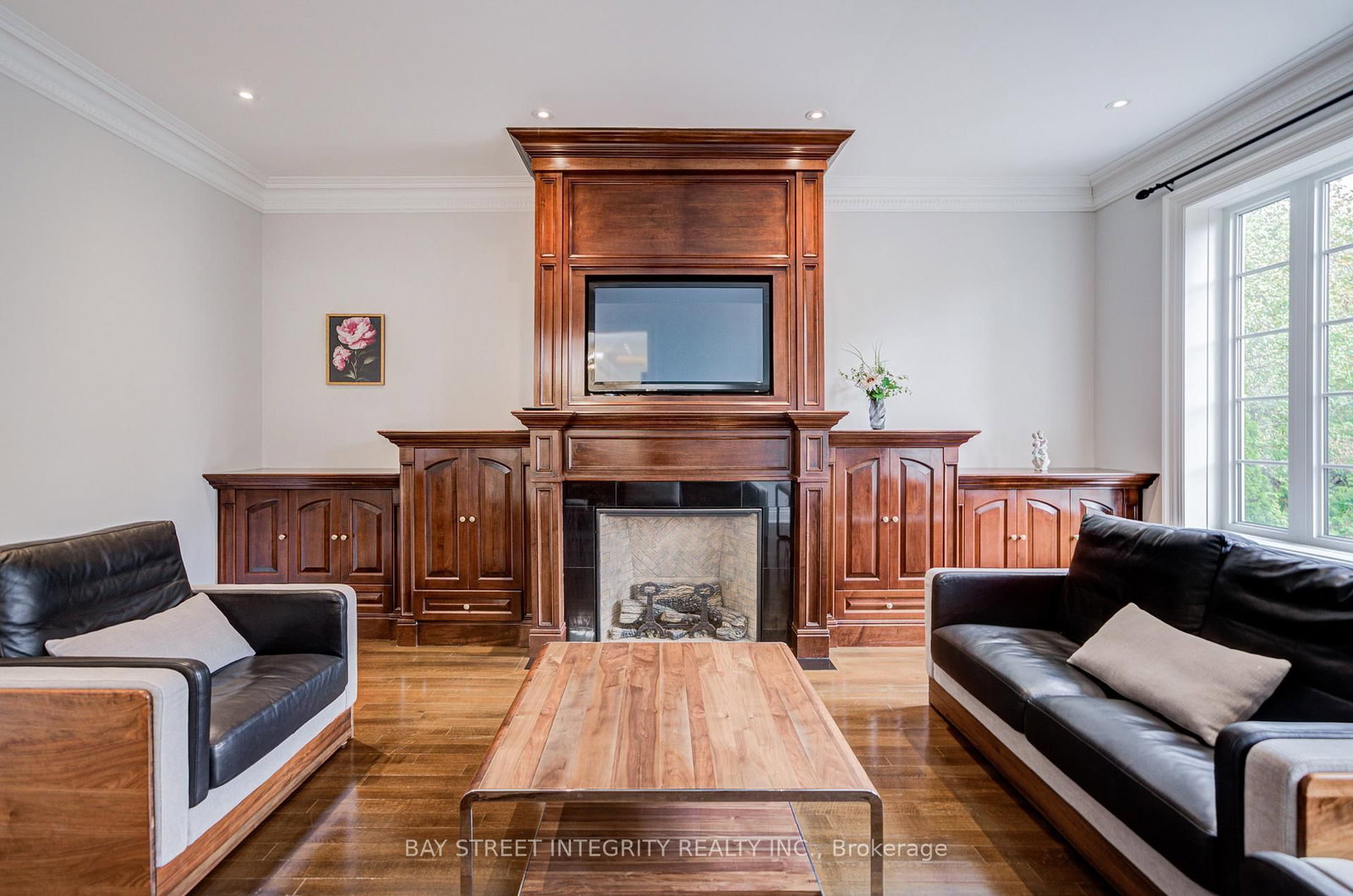 9 Highland Crt, Aurora, view 12