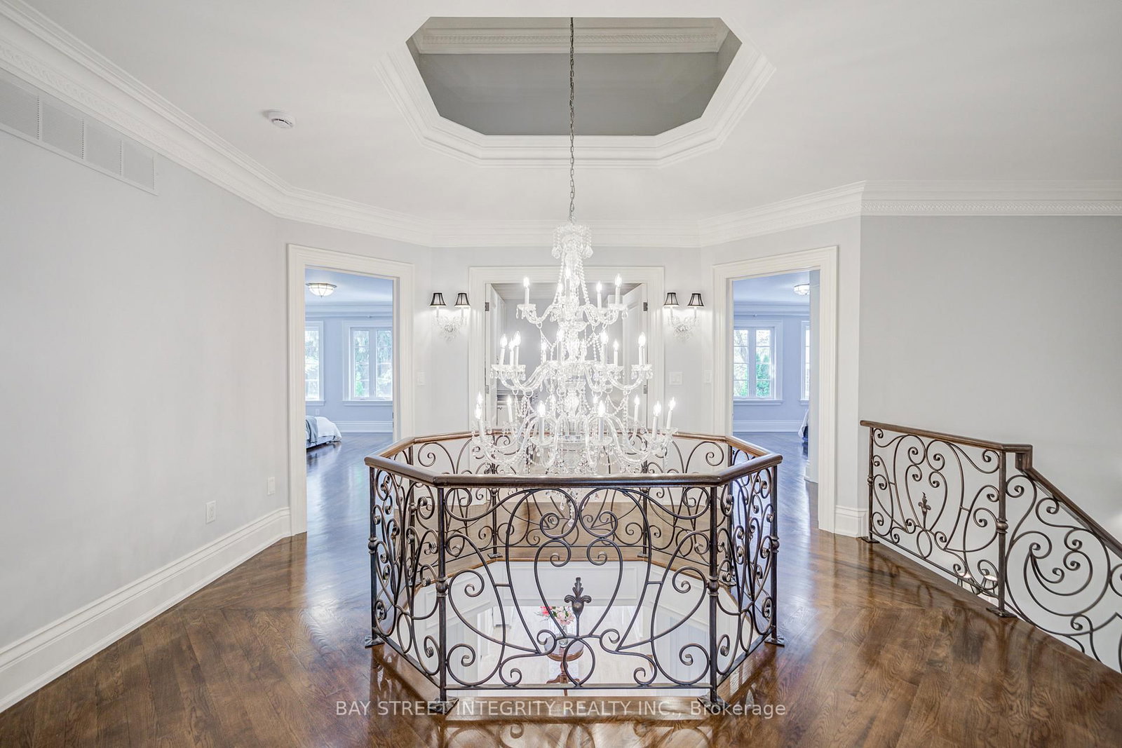 9 Highland Crt, Aurora, view 16