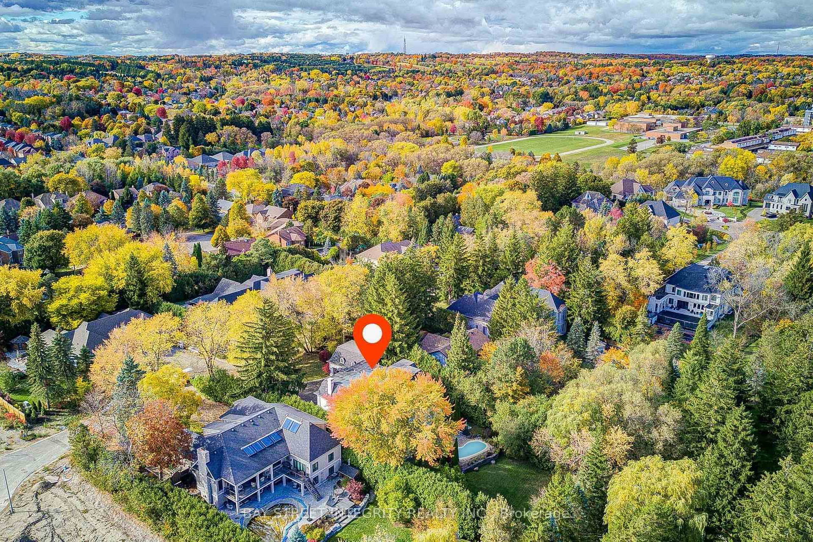9 Highland Crt, Aurora, view 39