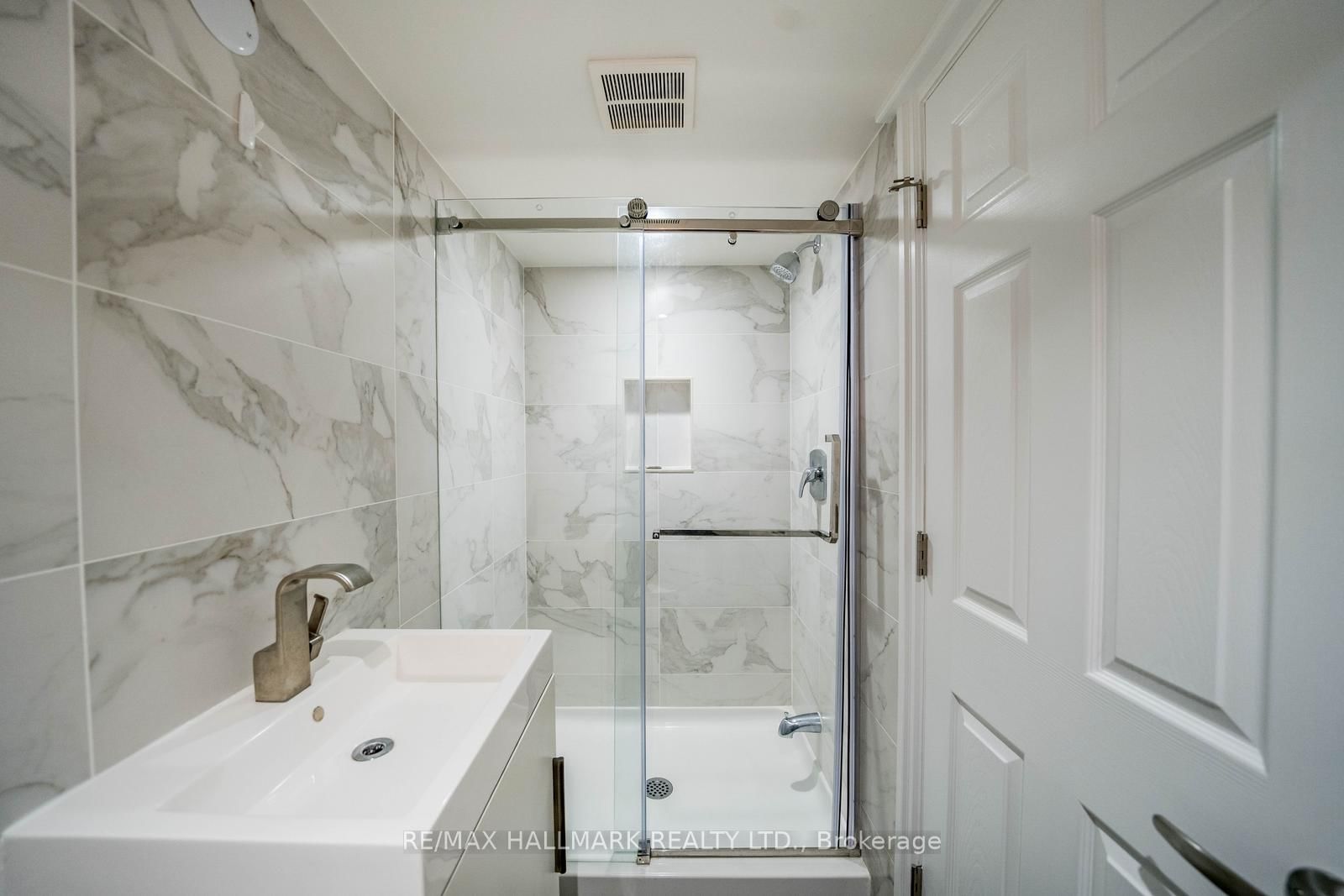85 Vera Lynn Crescent • Whitchurch-Stouffville, ON photo 39